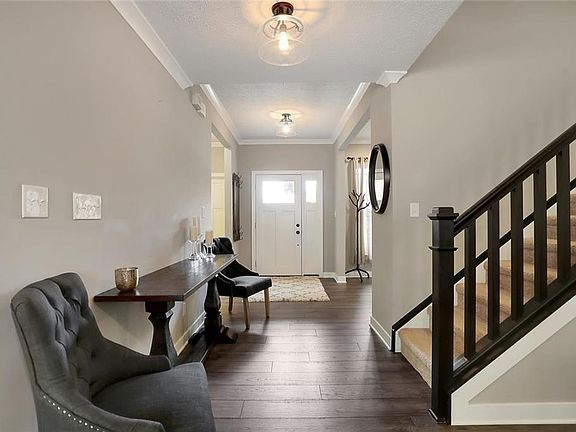 4th image of 13235 Regina Ct