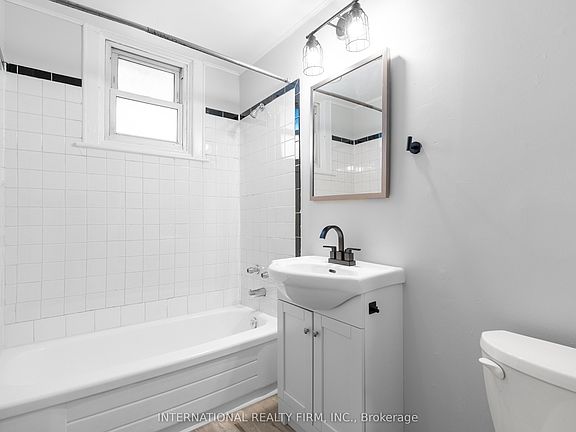 5th image of 221 Hamilton Rd E #4