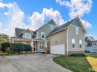 612 Ruth Cir, Fuquay Varina, NC 27526