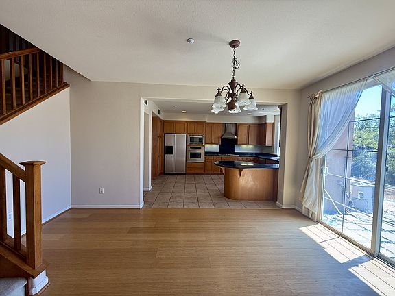4th image of 4373 Red Maple Way