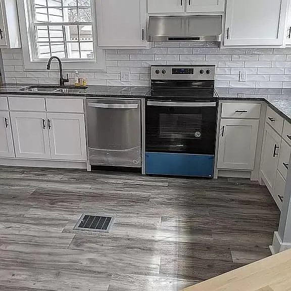 Downstairs Unit Kitchen