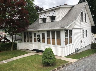 27 Manchester Ave, North Haledon, NJ 07508