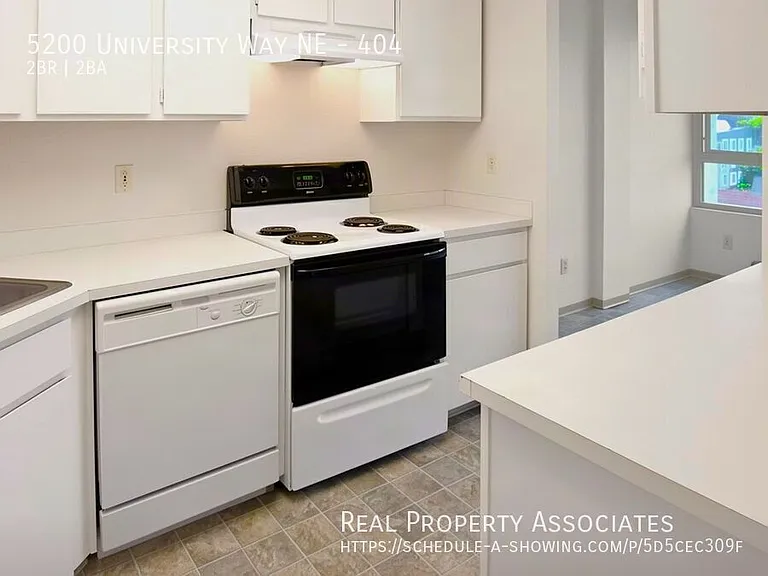 5200 University Way NE #404 — Photo 22