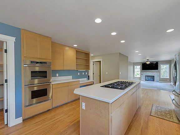 3rd image of 13831 232nd Ave SE