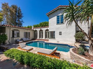 1136 N Doheny Dr, Los Angeles, CA 90069