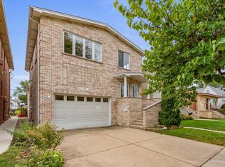 7531 W Carmen Ave, Harwood Heights, IL 60706