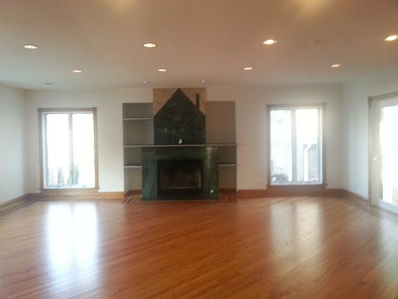 2nd image of 9533 Le Claire Ave