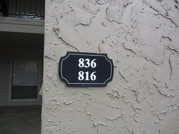 2nd image of 10855 Meadowglen Ln APT 836