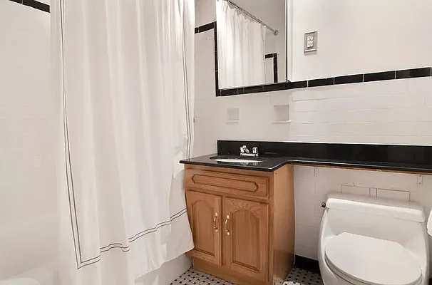 Rented by WAM Partners - William Moses Co. | media 5