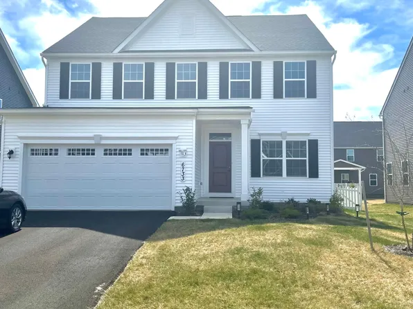 6733 American Holly Dr, Frederick, MD 21703