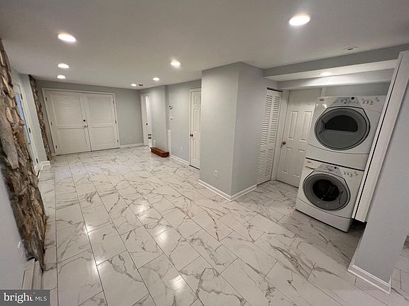 2nd image of 900 20th St S #C
