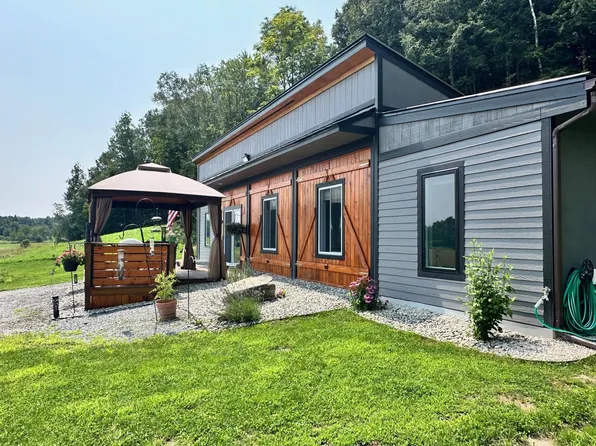 21 Cornerstone Road, Fairfax, VT 05454