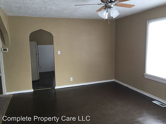 4th image of 2112 S Eaton Ave
