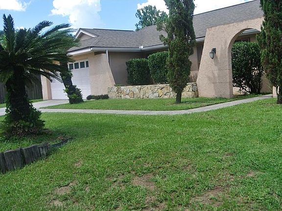 2nd image of 723 Green Cove Dr