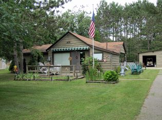 8105 E Ray Dr, Newaygo, MI 49337