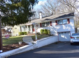 19 Ridge Pl, Wayne, NJ 07470