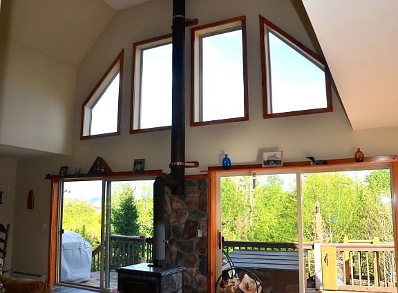 4th image of 40 Oak Ln