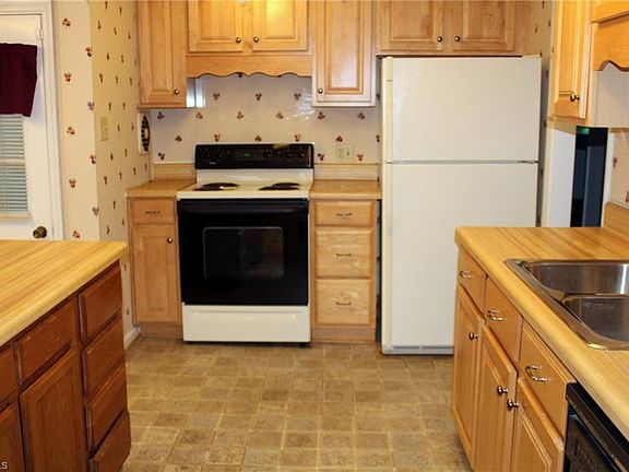 4th image of 1723 Dublin Dr