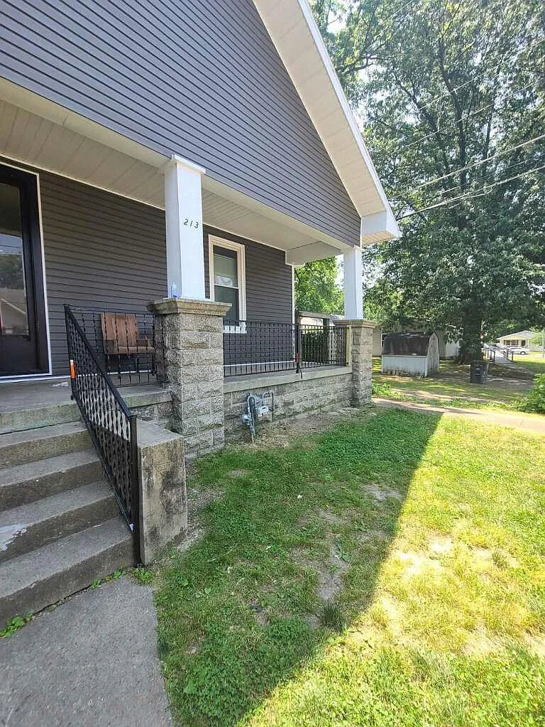 3 bed, 1260 sqft, $850 — Photo 3