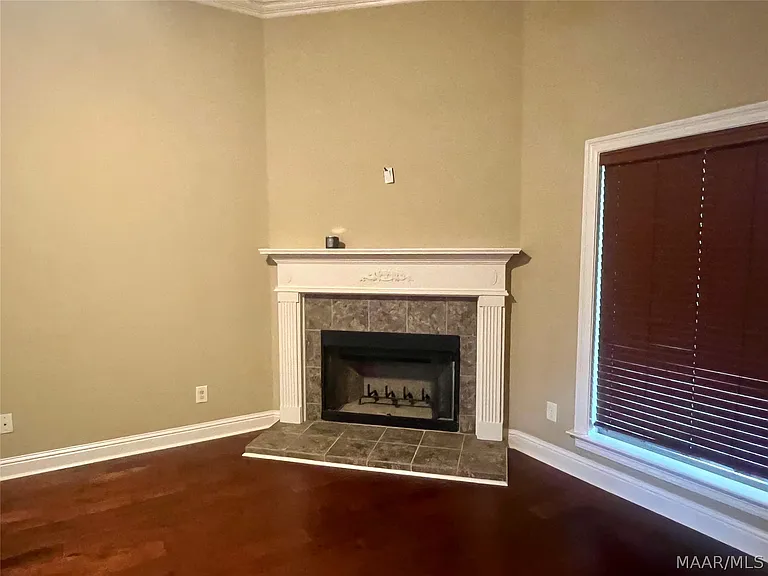217 Winchester Way — Photo 6