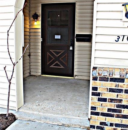 2nd image of 3106 Carriage Ln