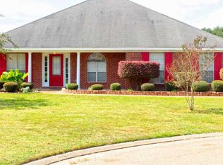 520 Glenwood Cv, Jackson, MS 39272
