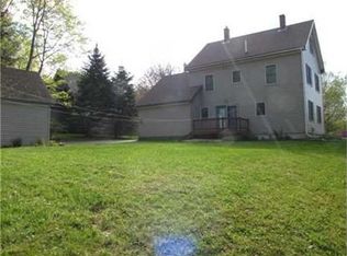 46 Deane St, Gardiner, ME 04345