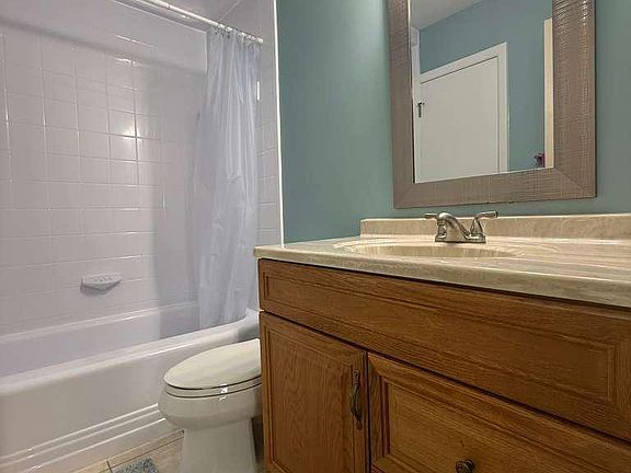 3rd image of 13341 Shea Pl