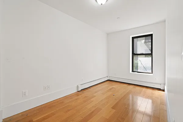 Rented by Nest Seekers International | media 3