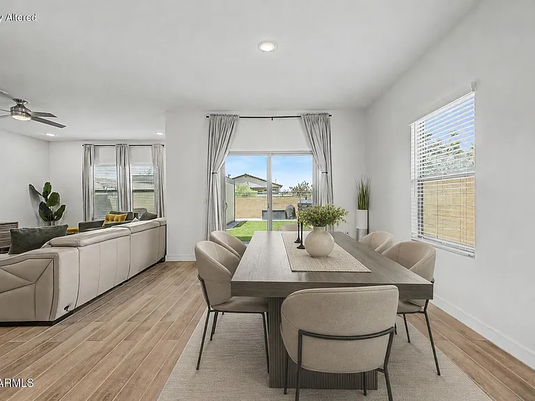 8620 W Hayward Ave — Photo 3