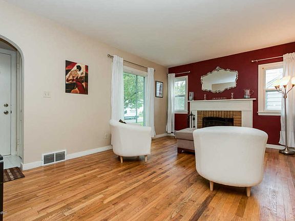 4th image of 2432 Brooklyn Ave SE