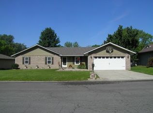 73 Innsbruck Ln, Shiloh, IL 62221