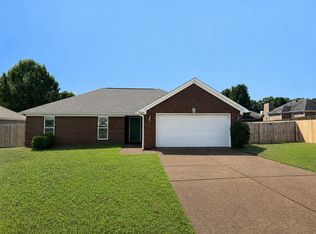 124 Paulmerston Dr, Medina, TN 38355
