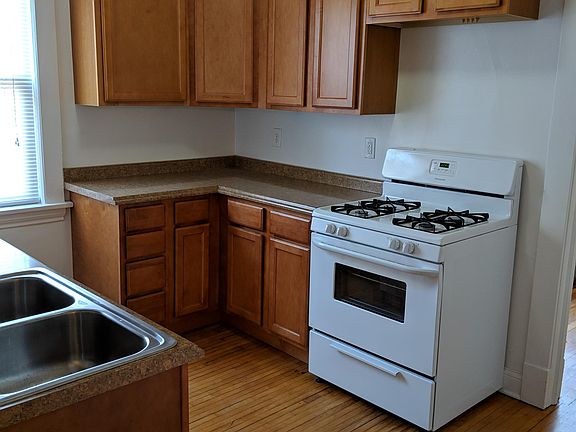 5th image of 809 Portland Ave #10521106