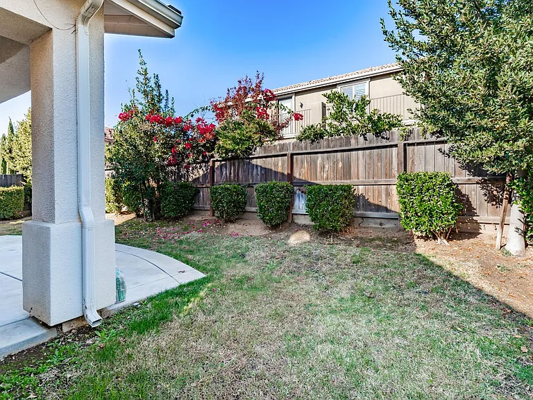 3475 Bellaire Ave — Photo 21