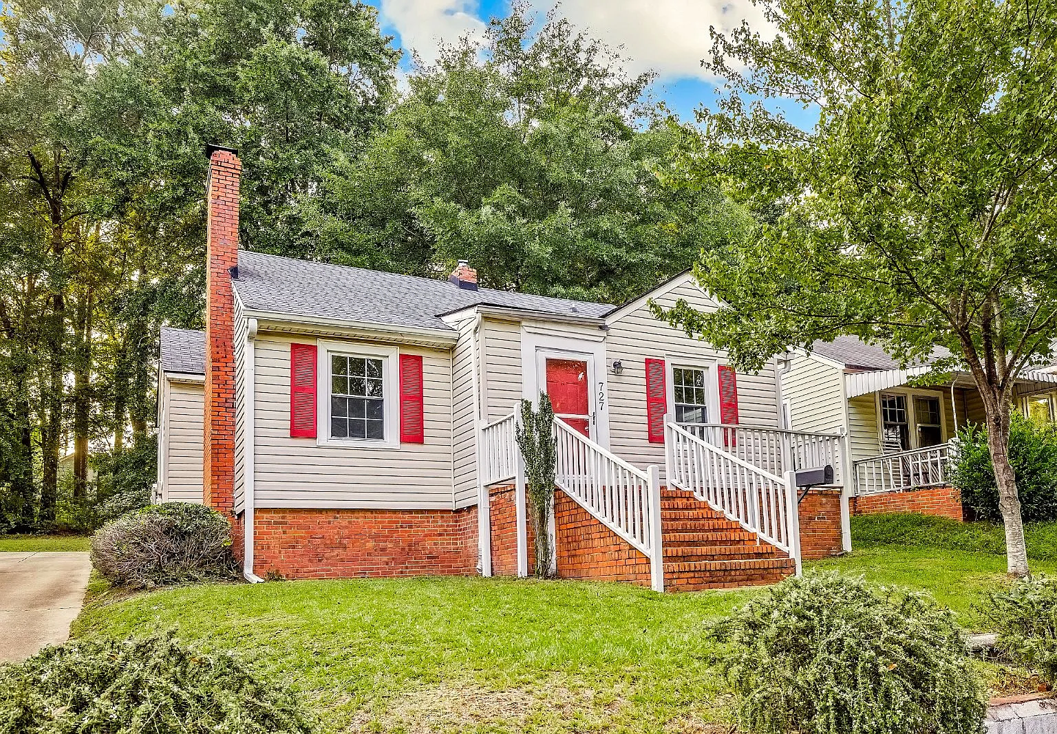 2 bed, 1.0 bath, $1,125 — Photo 3