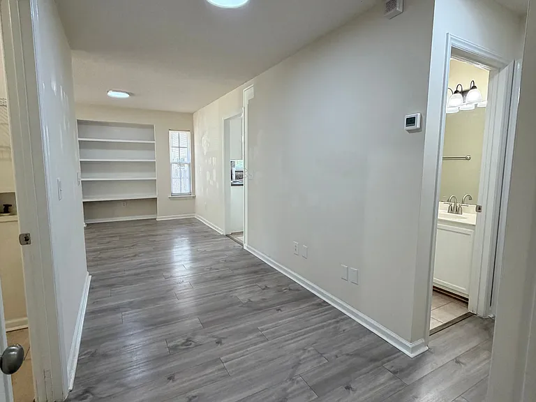 4832 Lighthouse Ct — Photo 30