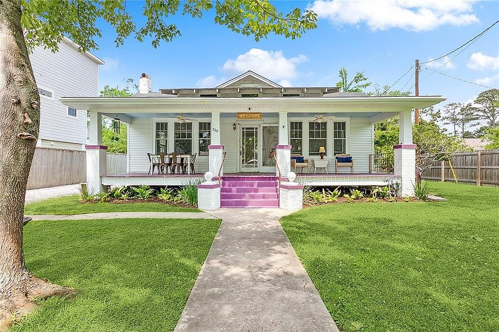 228 Lafitte St, Mandeville, LA 70448 MLS 2393757 Zillow