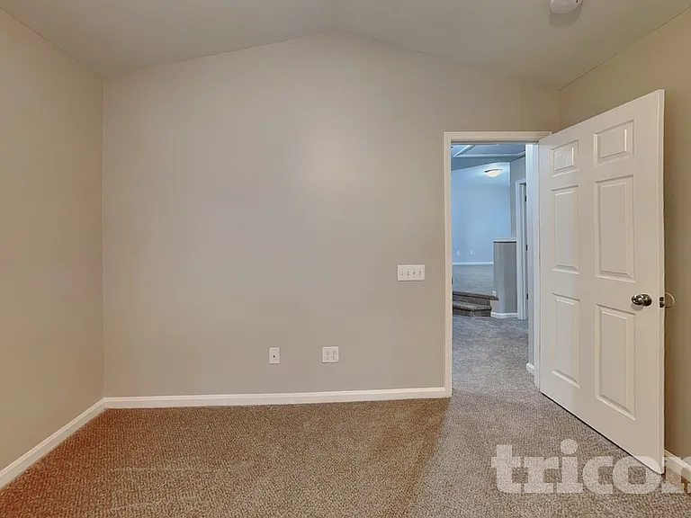 1549 Rumstone Ln — Photo 6