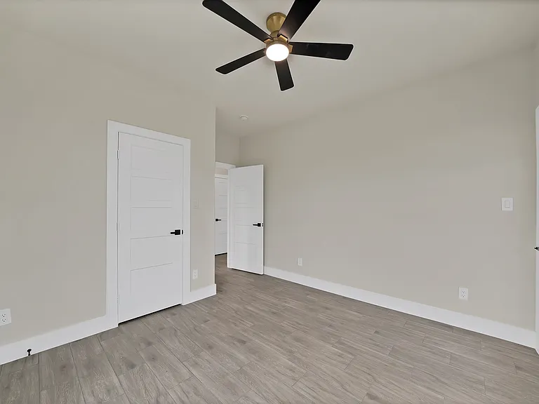2925 River Ridge Ct — Photo 26