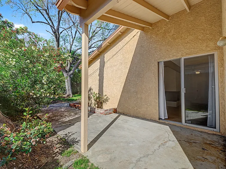 4413 Canoga Dr — Photo 24