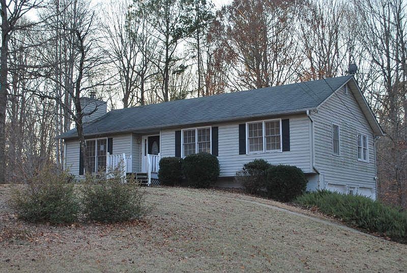 2nd image of 2385 Westland Way