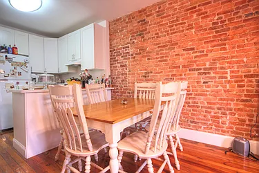 Rented by Metropolitan Realty