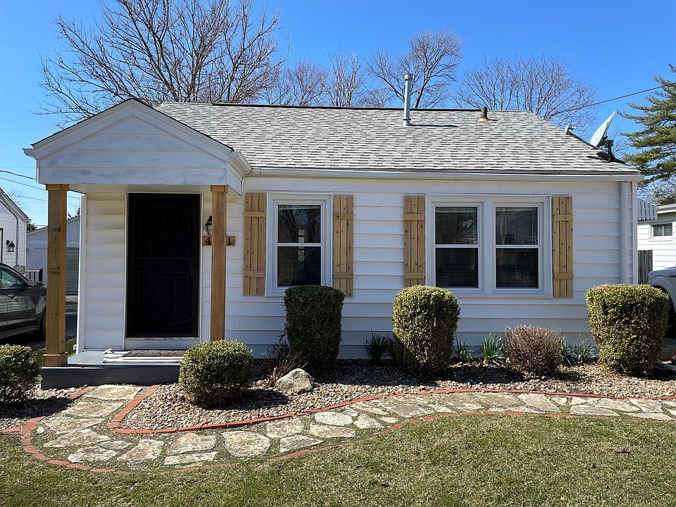1st image of 4921 N Best St