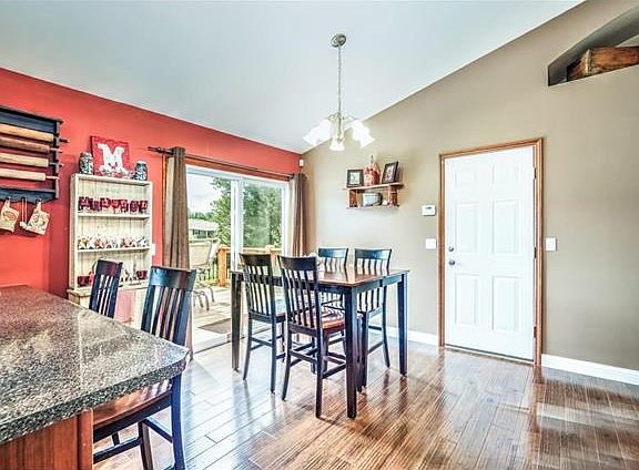 4th image of 260 Creekwood Blvd