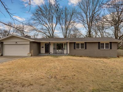 2438 S Hillsboro Avenue, Springfield, MO, 65804