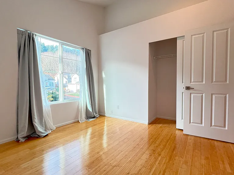4113 S 220th Pl — Photo 16