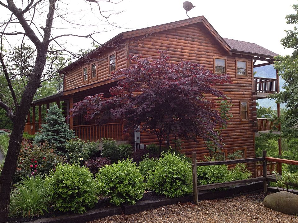 2nd image of 3626 Moonshine Way