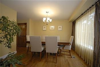 Formal dining room