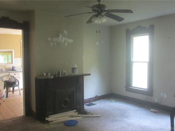 3rd image of 447 Wyoming St